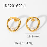 Irregular Oval Shape Pearl Earring